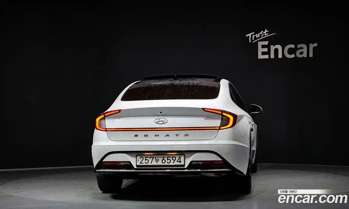 Hyundai Sonata 2020 2.0 Автомат в Москве № 126551, фото 17