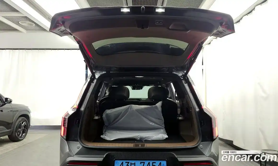 Kia EV9 2026 0.1 Автомат в Москве № 127634, фото 4