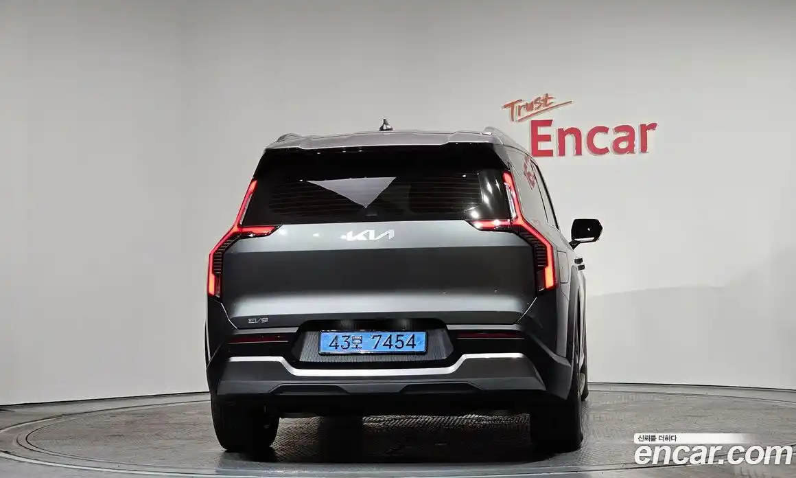 Kia EV9 2026 0.1 Автомат в Москве № 127634, фото 5