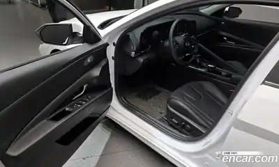 Hyundai Avante 2024 1.6 Автомат в Москве № 129722, миниатюра 2