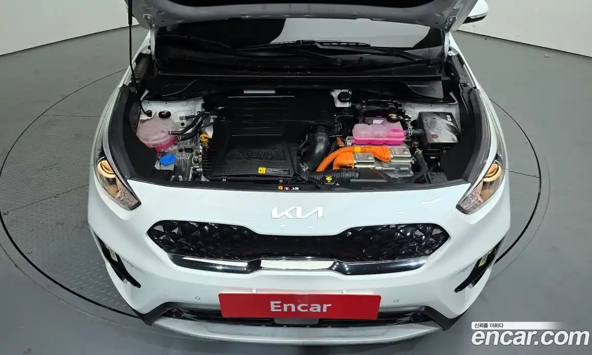 Kia Niro 2022 1.6 Автомат в Москве № 132612, фото 13