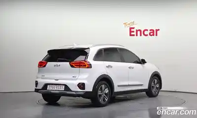 Kia Niro 2022 1.6 Автомат в Москве № 132612, миниатюра 9