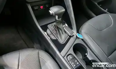 Kia Niro 2022 1.6 Автомат в Москве № 132612, миниатюра 10