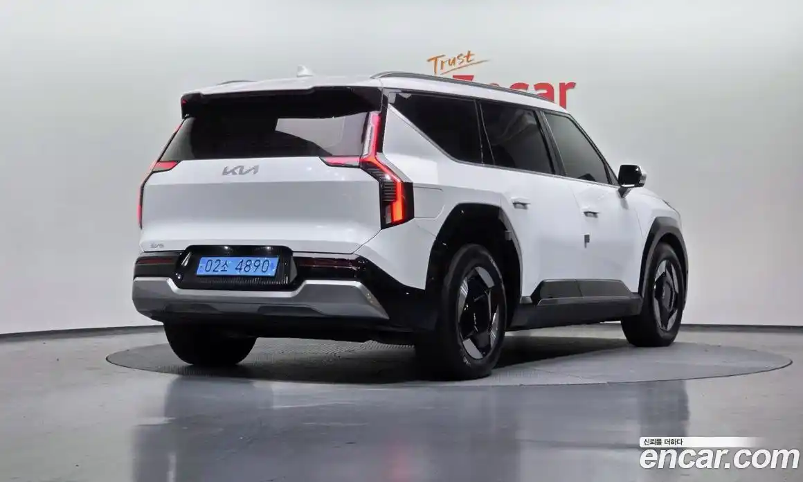 Kia EV9 2024 0.2 Автомат в Москве № 133015, фото 13