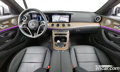 Mercedes-Benz E-Class 2023 1.9 Автомат в Москве № 135235, миниатюра 11