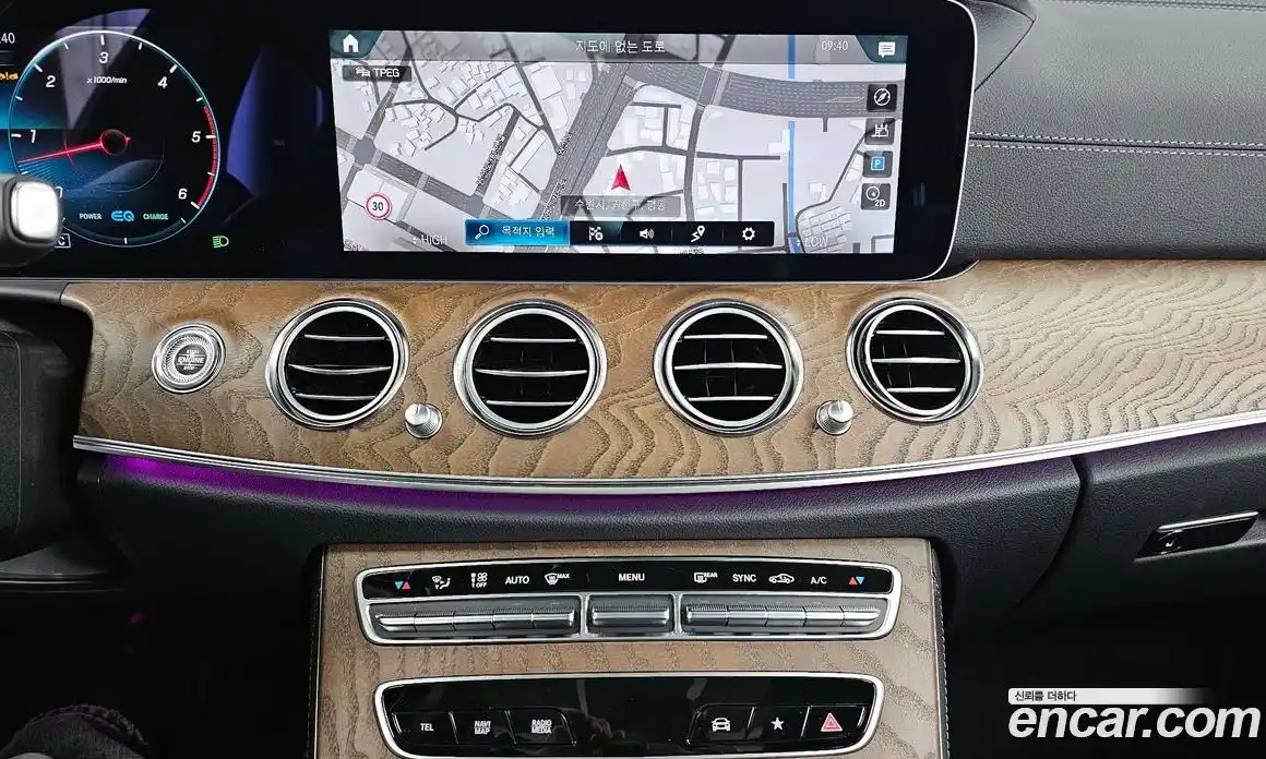 Mercedes-Benz E-Class 2023 1.9 Автомат в Москве № 135235, фото 19