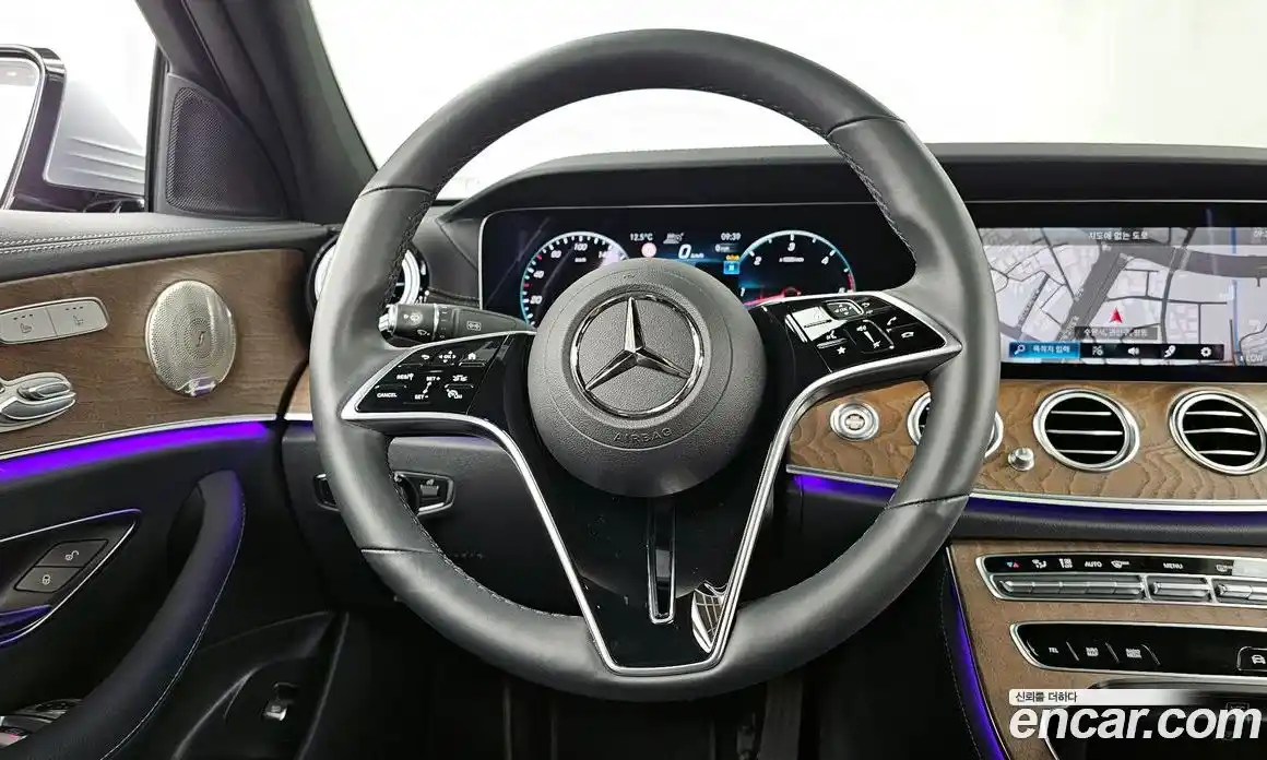 Mercedes-Benz E-Class 2023 1.9 Автомат в Москве № 135235, фото 9