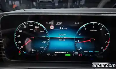 Mercedes-Benz GLE-Class 2023 3.0 Автомат в Москве № 138109, миниатюра 3