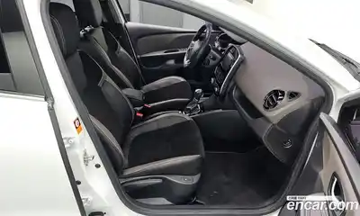 Renault Cilo 2019 1.5 Автомат в Москве № 140907, миниатюра 2