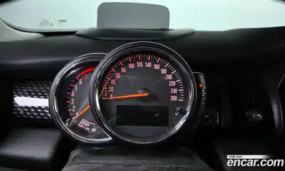 Mini Cooper 2016 2.0 Автомат в Москве № 145816, миниатюра 4