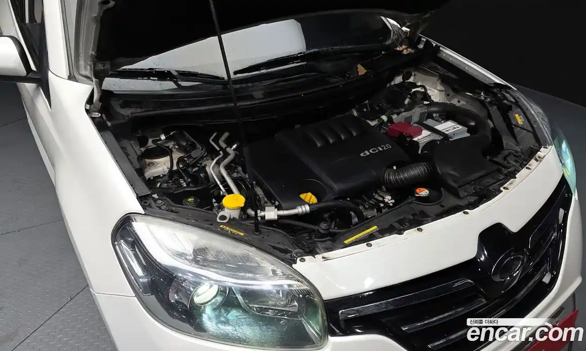 Renault QM5 2015 2.0 Автомат в Москве № 147789, фото 17