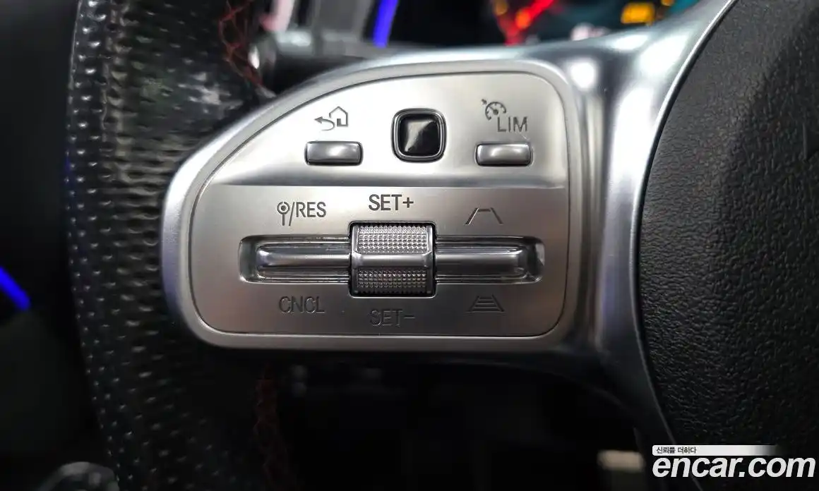 Mercedes-Benz GLB-Class 2021 2.0 Автомат в Москве № 150919, фото 17