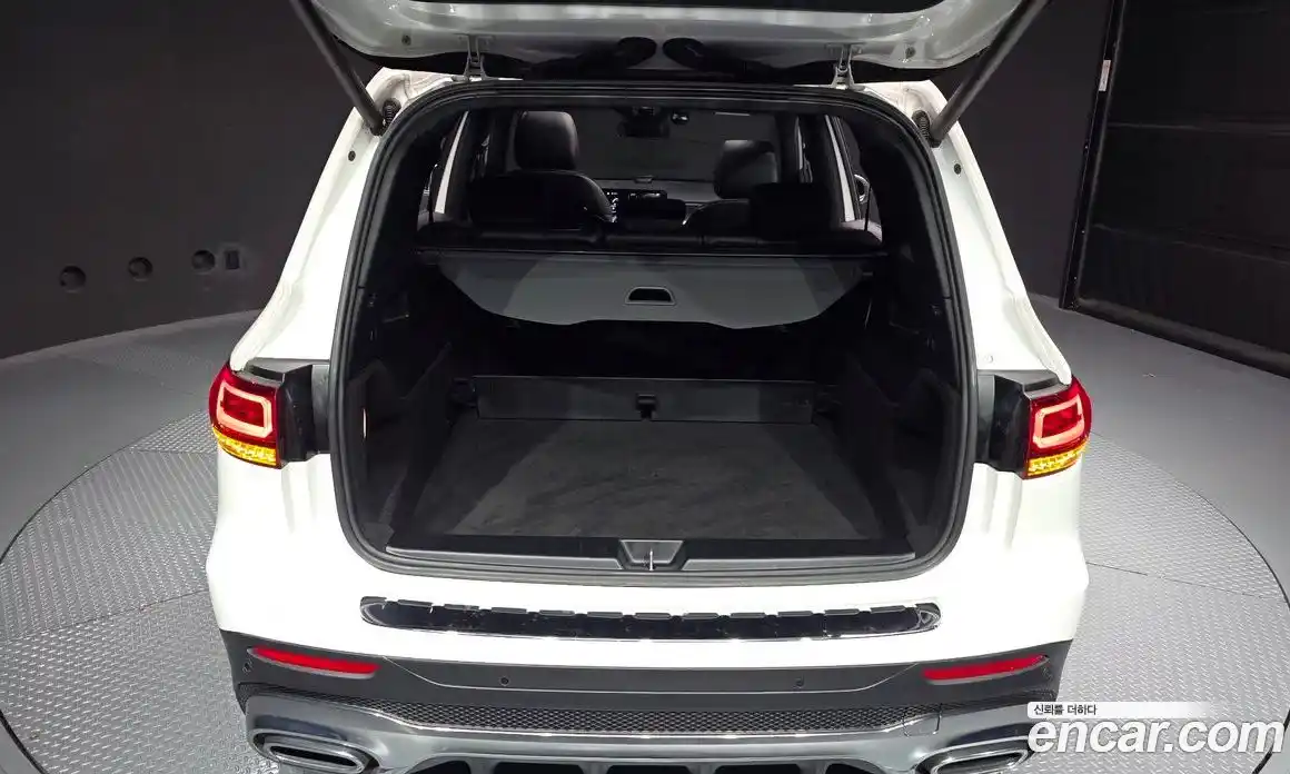 Mercedes-Benz GLB-Class 2021 2.0 Автомат в Москве № 150919, фото 20