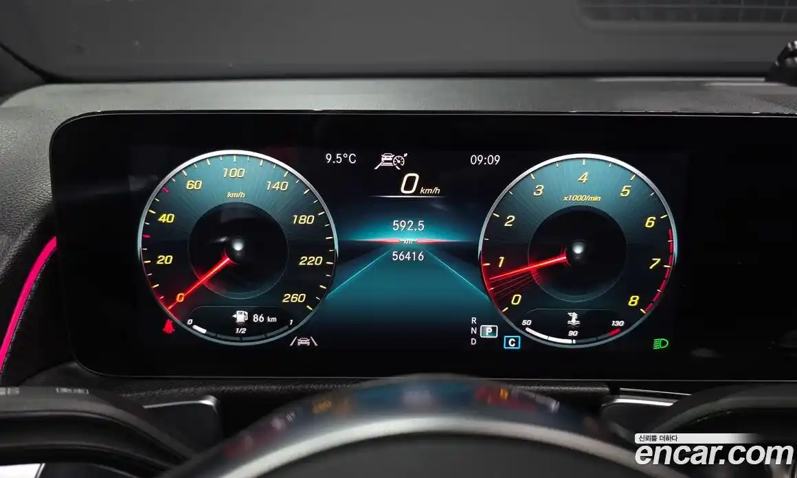 Mercedes-Benz GLB-Class 2021 2.0 Автомат в Москве № 150919, фото 8