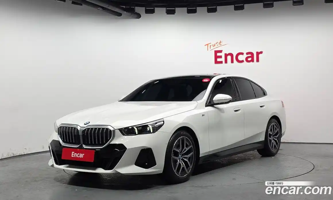 BMW 5-Series 2025 2.0 Автомат в Москве № 153621, фото 4