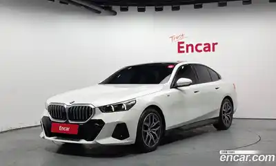 BMW 5-Series 2025 2.0 Автомат в Москве № 153621, миниатюра 4