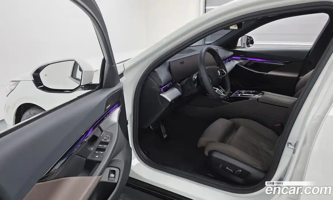 BMW 5-Series 2025 2.0 Автомат в Москве № 153621, фото 7