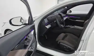 BMW 5-Series 2025 2.0 Автомат в Москве № 153621, миниатюра 7