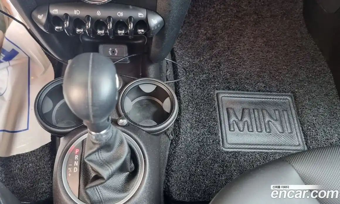 Mini Cooper 2013 1.6 Автомат в Москве № 154906, фото 17