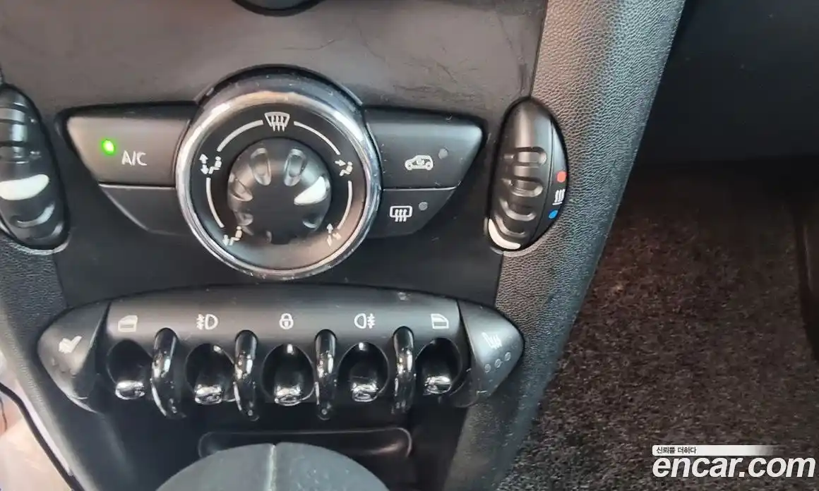 Mini Cooper 2013 1.6 Автомат в Москве № 154906, фото 18