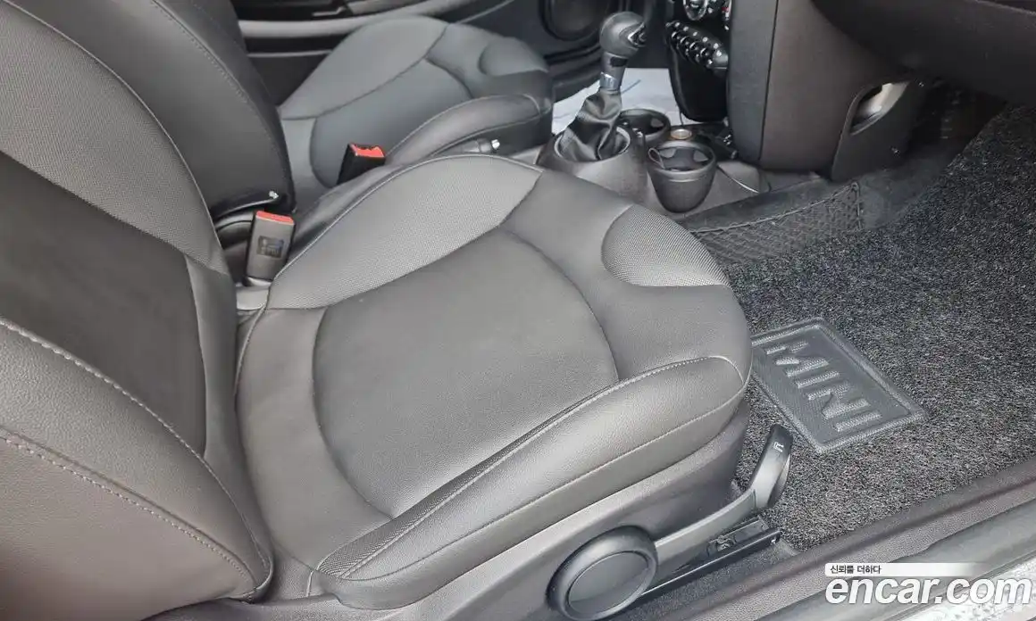 Mini Cooper 2013 1.6 Автомат в Москве № 154906, фото 9