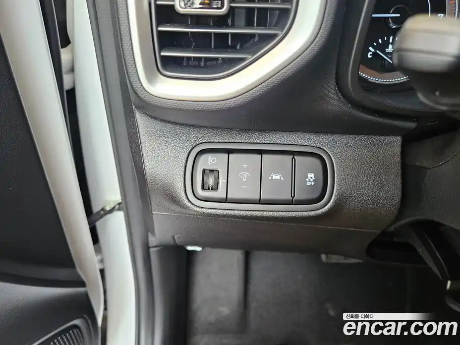 Hyundai Venue 2020 1.6 Автомат в Москве № 154937, фото 16