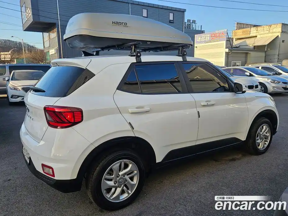 Hyundai Venue 2020 1.6 Автомат в Москве № 154937, фото 4