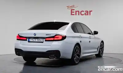 BMW 5-Series 2022 2.0 Автомат в Москве № 156823, миниатюра 2