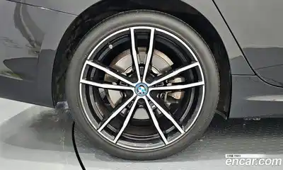 BMW 3-Series 2022 2.0 Автомат в Москве № 158701, миниатюра 4