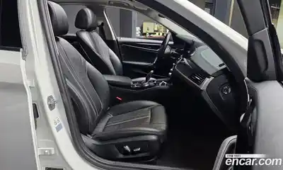 BMW 5-Series 2019 2.0 Автомат в Москве № 158875, миниатюра 11