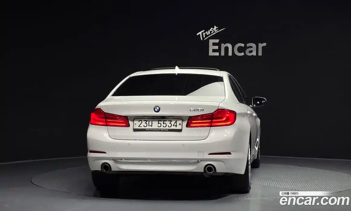 BMW 5-Series 2019 2.0 Автомат в Москве № 158875, фото 4