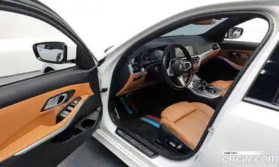 BMW 3-Series 2022 2.0 Автомат в Москве № 159316, миниатюра 11