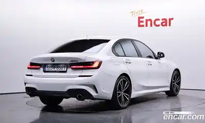 BMW 3-Series 2022 2.0 Автомат в Москве № 159316, миниатюра 2