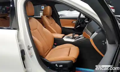 BMW 3-Series 2022 2.0 Автомат в Москве № 159316, миниатюра 10