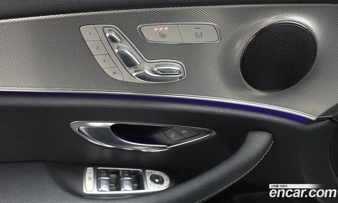 Mercedes-Benz E-Class 2018 2.0 Автомат в Москве № 160951, фото 20