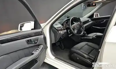 Mercedes-Benz E-Class 2011 1.8 Автомат в Москве № 161823, миниатюра 12