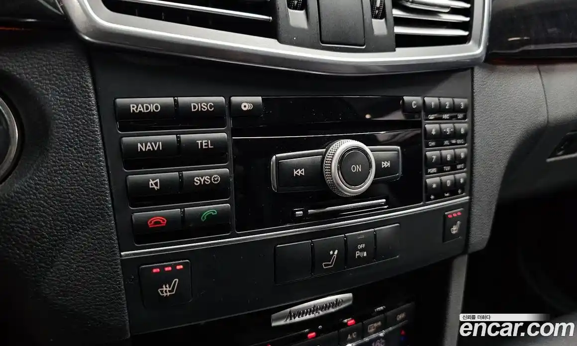 Mercedes-Benz E-Class 2011 1.8 Автомат в Москве № 161823, фото 17