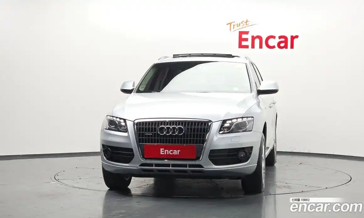 Audi Q5 2012 2.0 Автомат в Москве № 163825, фото 1