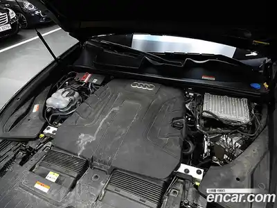 Audi Q8 2021 3.0 Автомат в Москве № 163973, миниатюра 6