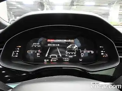 Audi Q8 2021 3.0 Автомат в Москве № 163973, миниатюра 8