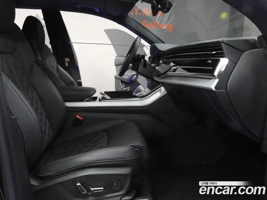 Audi Q8 2021 3.0 Автомат в Москве № 163973, фото 10