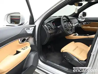 Volvo XC90 2024 2.0 Автомат в Москве № 164225, миниатюра 11