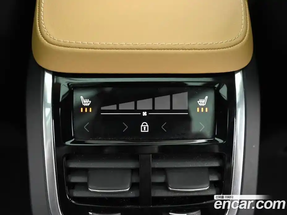 Volvo XC90 2024 2.0 Автомат в Москве № 164225, фото 16