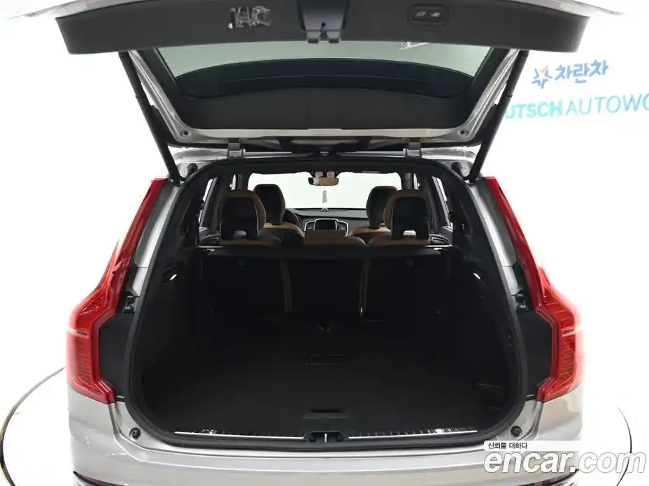 Volvo XC90 2024 2.0 Автомат в Москве № 164225, фото 20