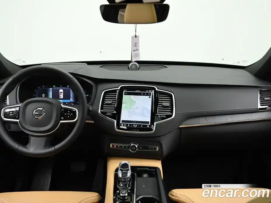 Volvo XC90 2024 2.0 Автомат в Москве № 164225, фото 7