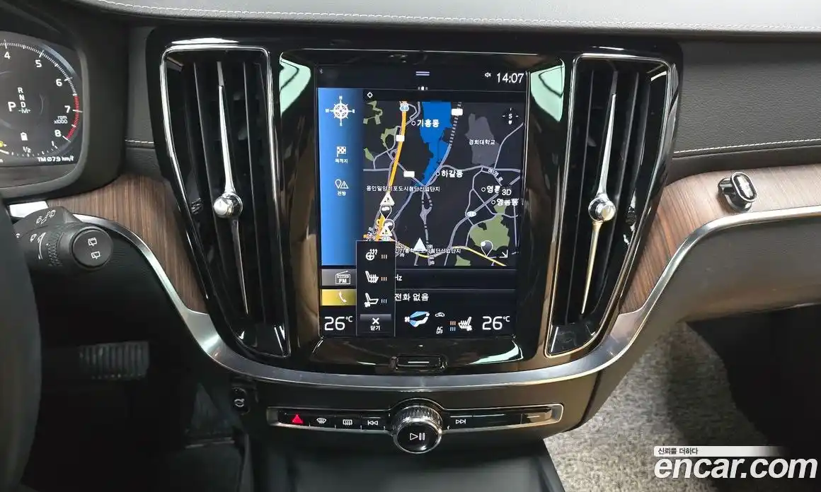 Volvo V60 2022 2.0 Автомат в Москве № 164579, фото 15