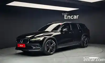 Volvo V60, 2020