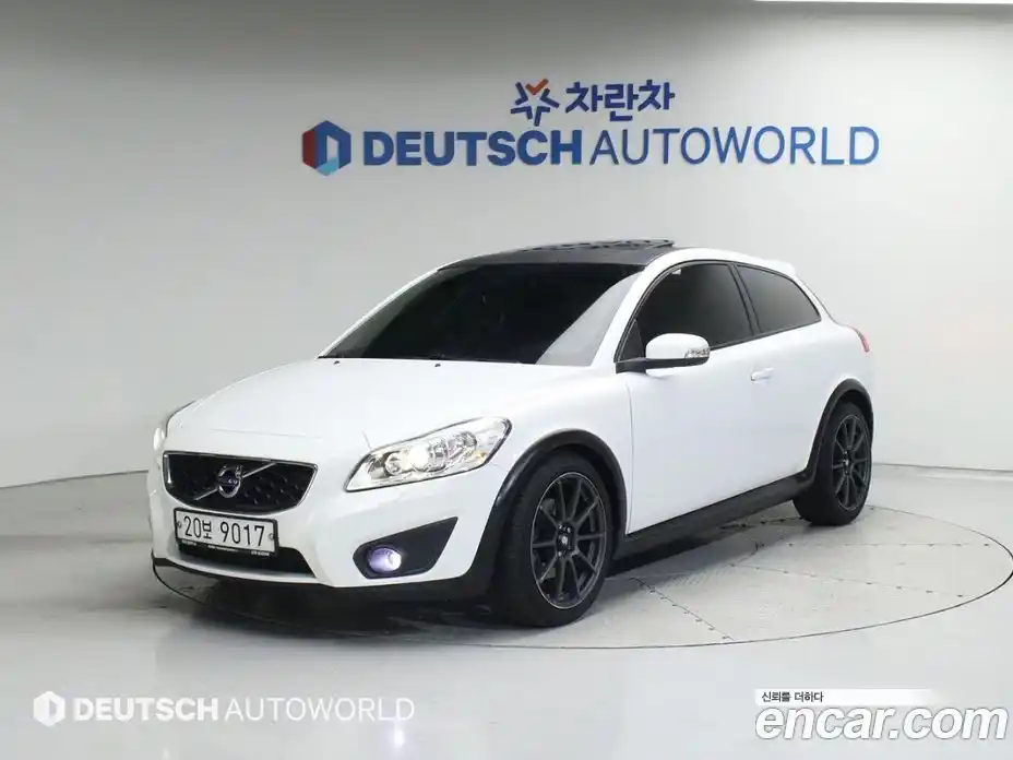 Volvo C30 2012 2.0 Автомат в Москве № 164829, фото 1