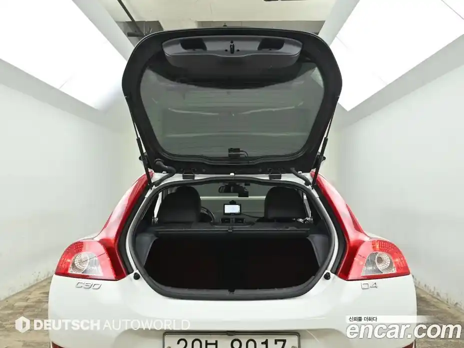 Volvo C30 2012 2.0 Автомат в Москве № 164829, фото 20