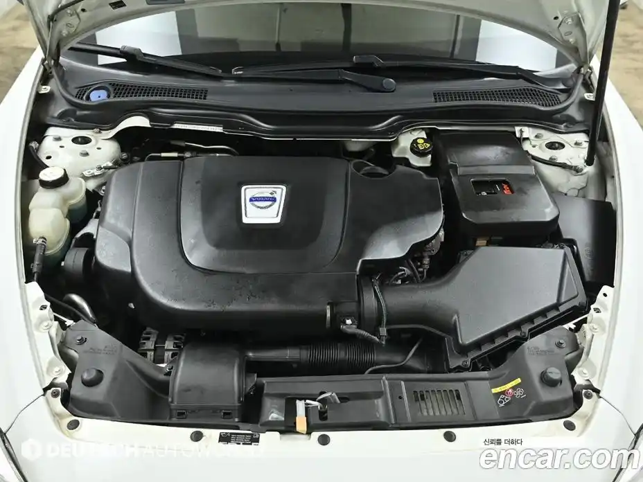 Volvo C30 2012 2.0 Автомат в Москве № 164829, фото 6